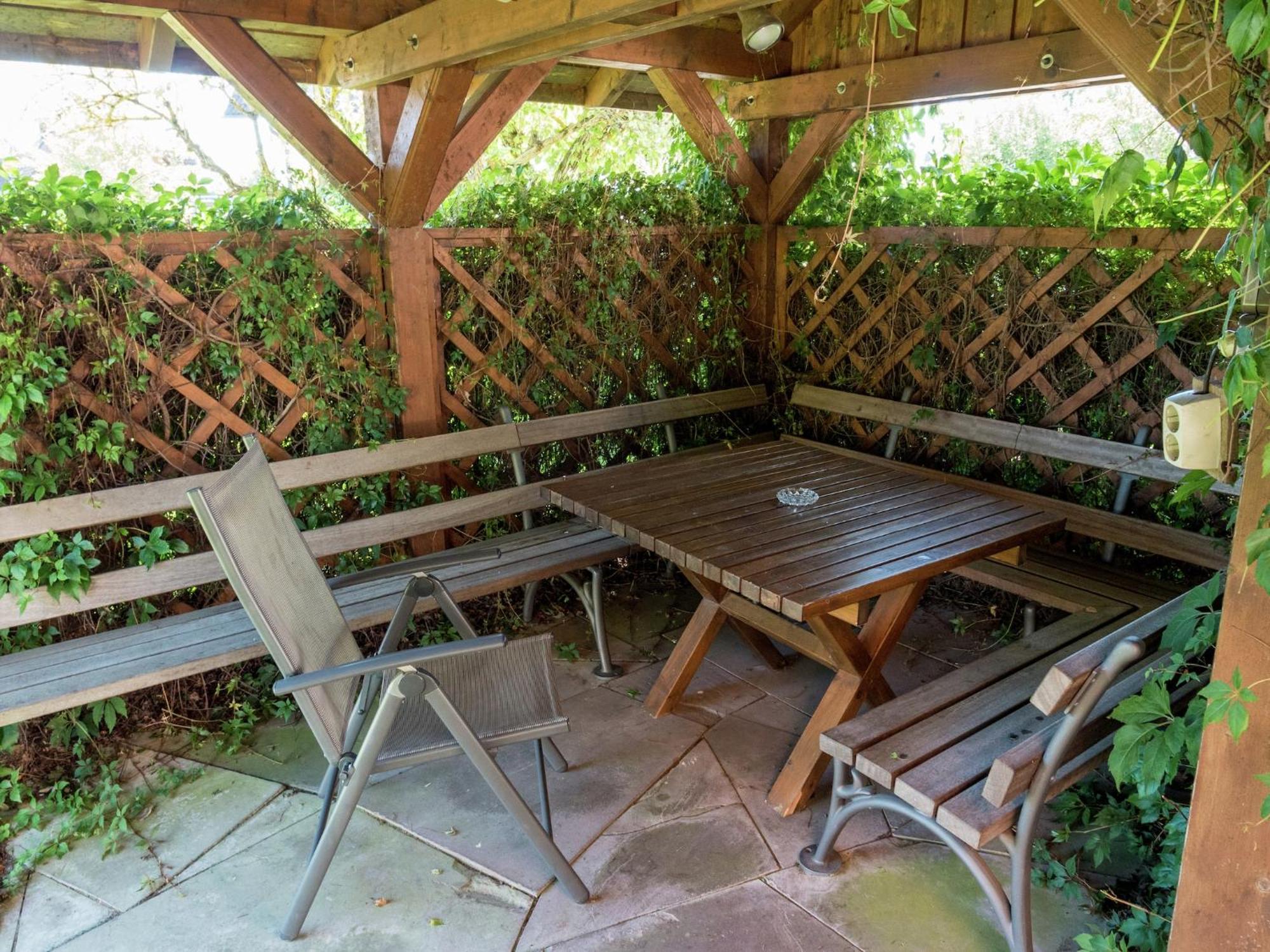 Cozy Apartment In Schwenningen With Garden Villingen-Schwenningen Esterno foto
